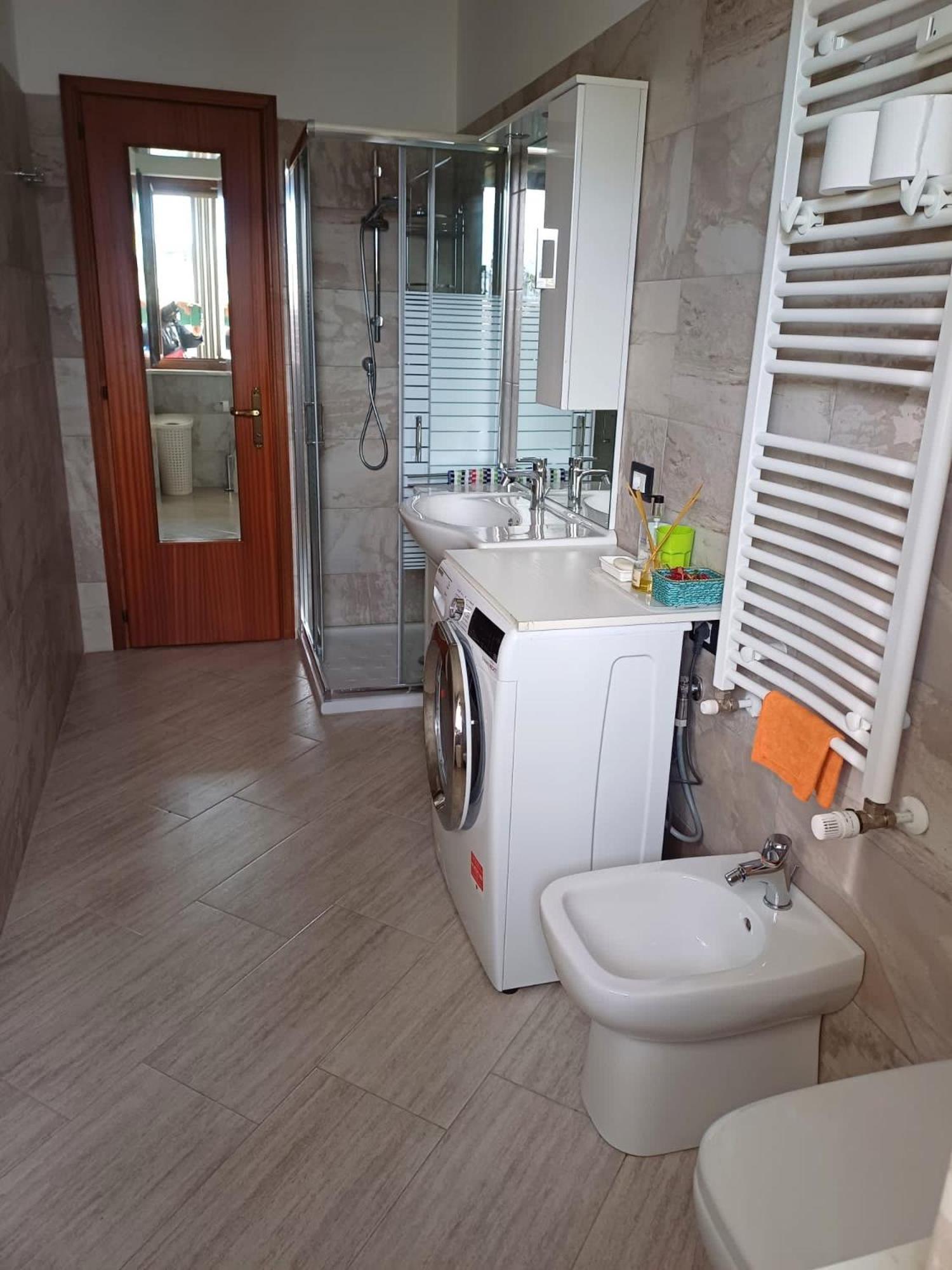 Trilocale Arco D'Augusto Con Box Apartment Aosta Exterior photo